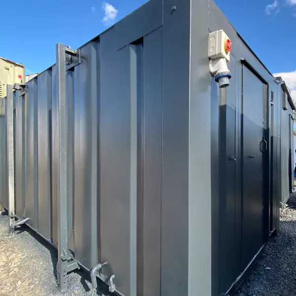 16x9 Ft Shower Block 4 Showers 2 Rooms For Sale